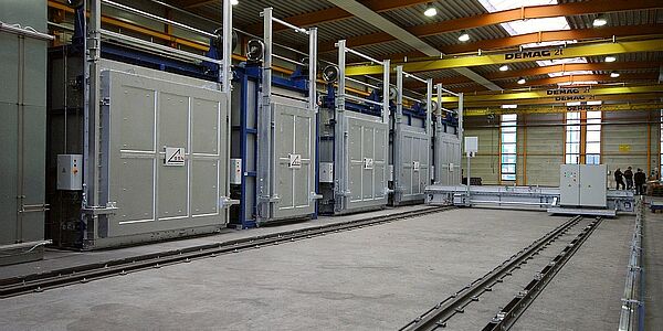 Fully automated heat treatment line for aluminium